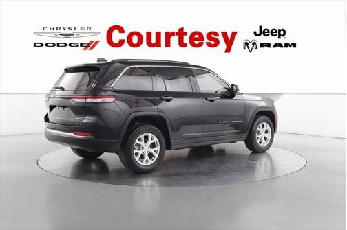 2022 Jeep Grand Cherokee Altitude 4x4