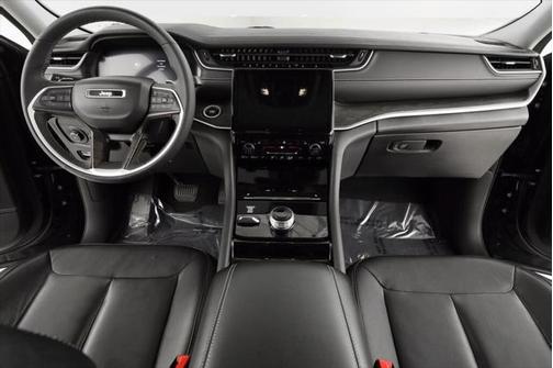 2022 Jeep Grand Cherokee Altitude 4x4