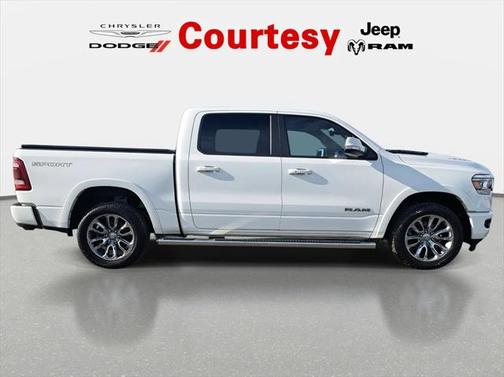 2022 RAM 1500 Laramie Crew Cab 4x4 57' Box