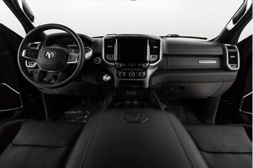 2024 RAM 1500 Laramie Crew Cab 4x4 57' Box