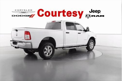 2024 RAM 2500 Big Horn Crew Cab 4x4 64' Box