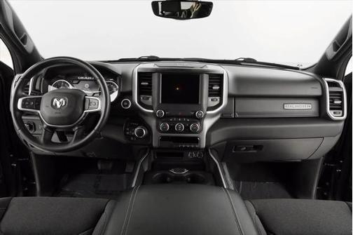 2022 RAM 1500 Big Horn Crew Cab 4x4 57' Box