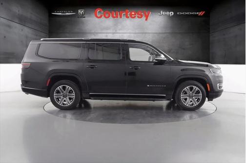 2023 Jeep Wagoneer L Series II 4x4
