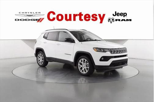 2022 Jeep Compass Latitude Lux 4x4