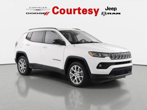 2022 Jeep Compass Latitude Lux 4x4
