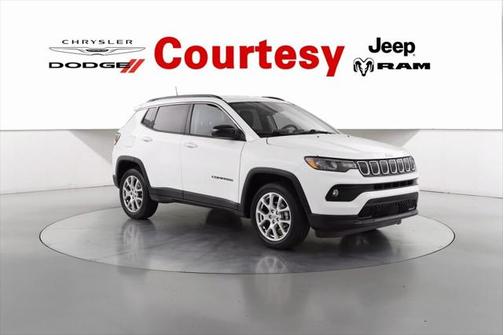 2022 Jeep Compass Latitude Lux 4x4