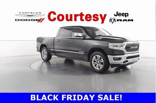 2022 RAM 1500 Limited Crew Cab 4x4 64' Box