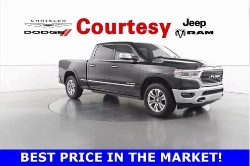 2022 RAM 1500 Limited Crew Cab 4x4 64' Box