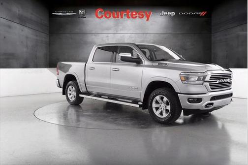 2022 RAM 1500 Laramie Crew Cab 4x4 57' Box