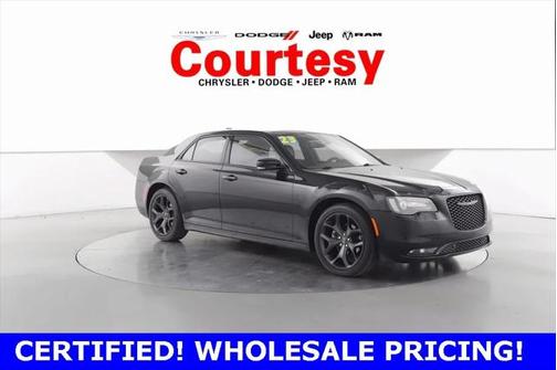 2023 Chrysler 300 300S