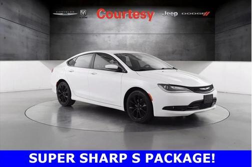2016 Chrysler 200 S