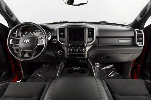 2020 RAM 1500 Big Horn Crew Cab 4x4 57' Box