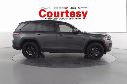 2023 Jeep Grand Cherokee Altitude 4x4