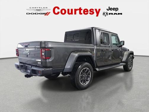 2022 Jeep Gladiator Overland 4x4