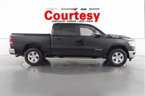 2022 RAM 1500 Big Horn Crew Cab 4x4 57' Box