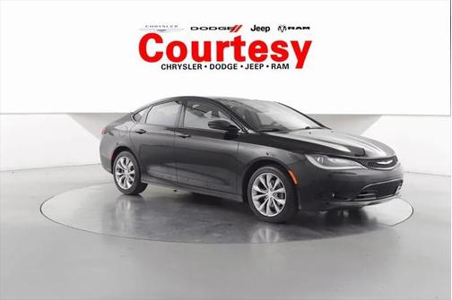 2016 Chrysler 200 S
