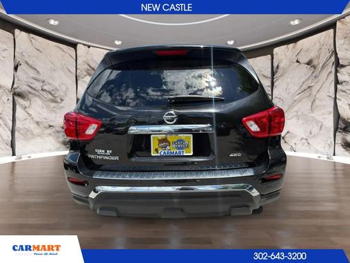 Magnetic Black Pearl 2020 Nissan Pathfinder S 4WD