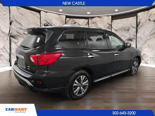 2019 Nissan Pathfinder SL