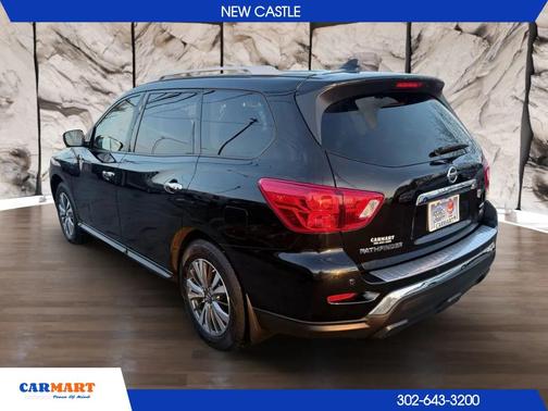 2019 Nissan Pathfinder SL