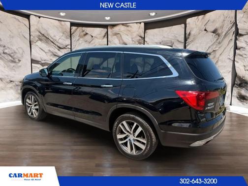 Black 2017 Honda Pilot Touring