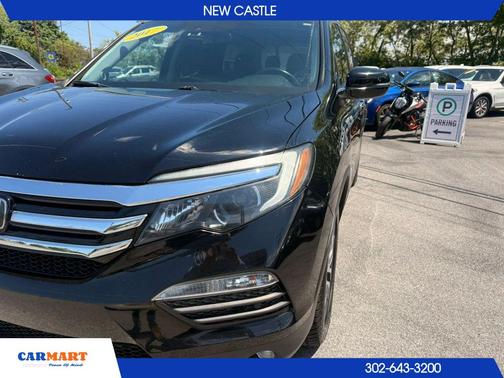 Black 2017 Honda Pilot Touring