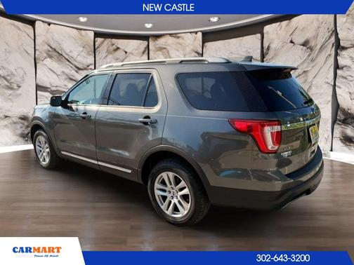 Magnetic Metallic 2019 Ford Explorer XLT