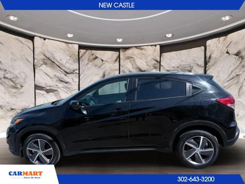 Crystal Black Pearl 2021 Honda HR-V EX