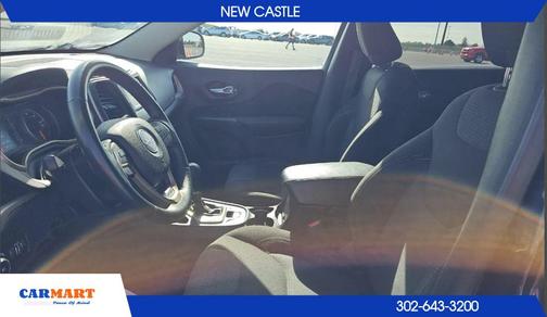 2016 Jeep Cherokee Sport