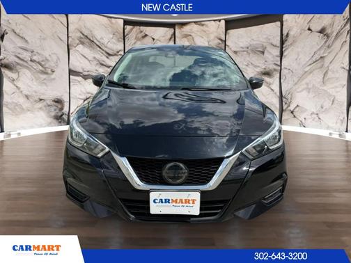 Super Black 2020 Nissan Versa 1.6 SV