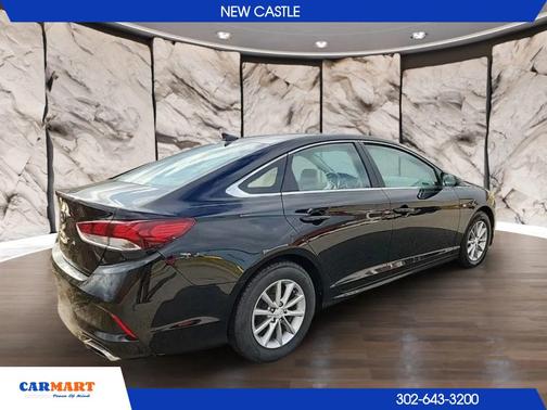 2018 Hyundai SONATA SE