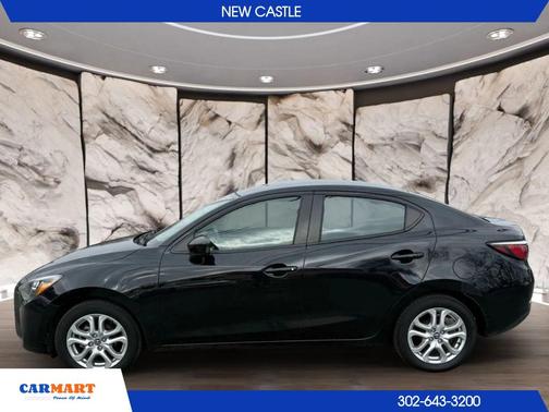 2017 Toyota Yaris iA Base