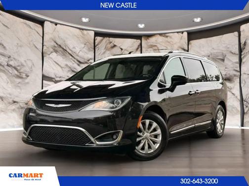 2018 Chrysler Pacifica Touring-L
