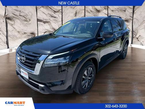 Super Black 2022 Nissan Pathfinder SV 4WD