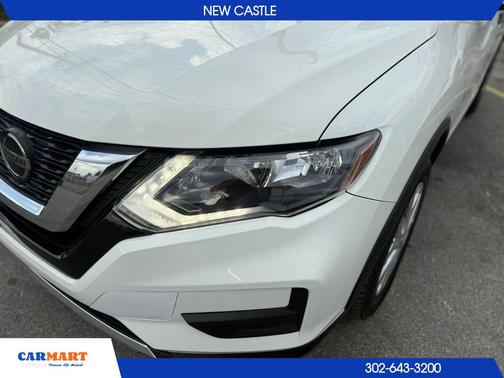 Glacier White 2018 Nissan Rogue S