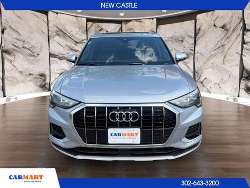 Florett Silver Metallic 2019 Audi Q3 2.0T Premium