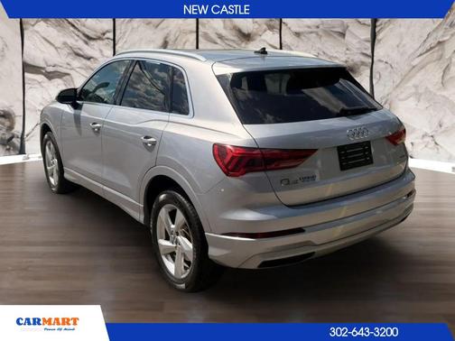 Florett Silver Metallic 2019 Audi Q3 2.0T Premium