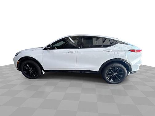 Summit White 2024 Buick Envista Sport Touring FWD