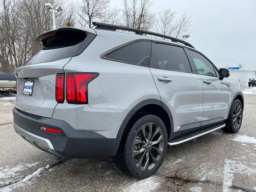 2022 Kia Sorento SX