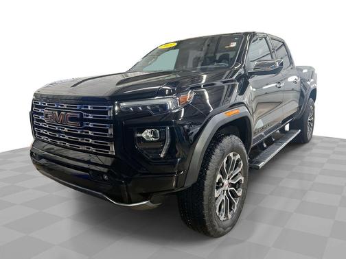 2023 GMC Canyon Denali