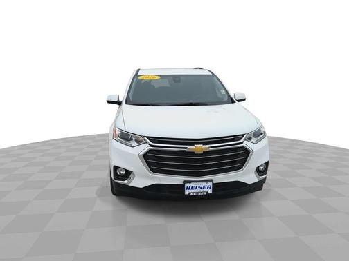 Summit White 2020 Chevrolet Traverse LT Cloth
