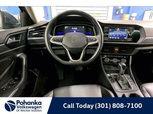 Platinum Gray Metallic 2023 Volkswagen Jetta 1.5T SE