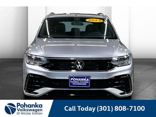 Pyrite Silver Metallic 2024 Volkswagen Tiguan 2.0T SE R-Line Black