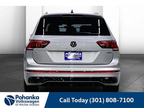 Pyrite Silver Metallic 2024 Volkswagen Tiguan 2.0T SE R-Line Black