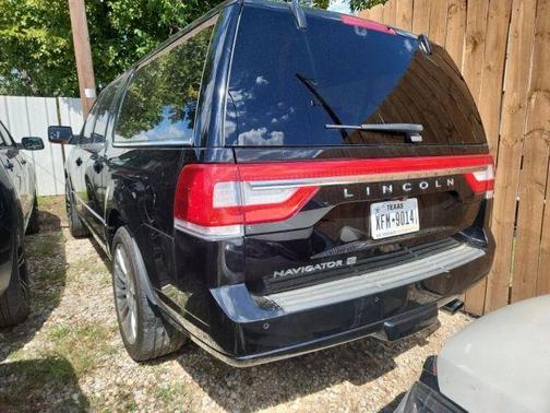 2017 Lincoln Navigator L Reserve