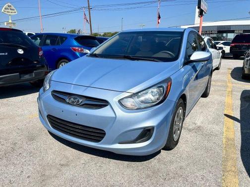 2013 Hyundai Accent GLS