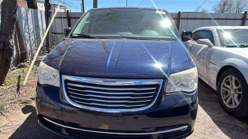 2012 Chrysler Town & Country Touring
