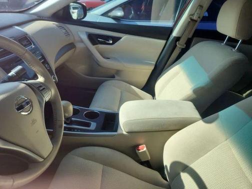 2015 Nissan Altima 2.5 SV