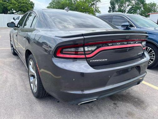 2016 Dodge Charger SXT
