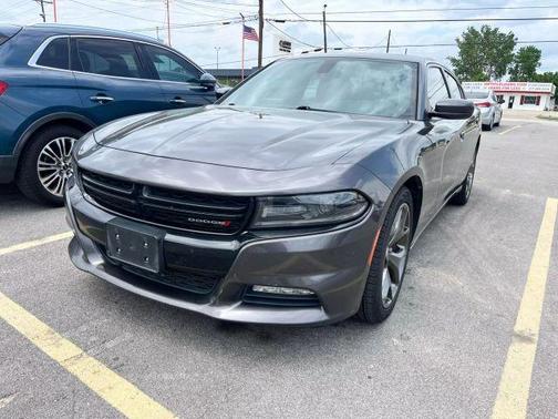 2016 Dodge Charger SXT