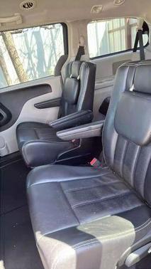 2012 Chrysler Town & Country Touring
